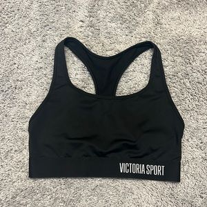 Victoria’s Secret Sports Bra Size S